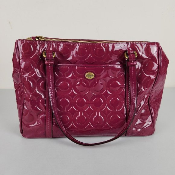 Coach Shoulder Bag Pink Patent Leather Peyton Op Art Embossed Jordan Carry All - Picture 1 of 16